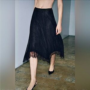 Zara lace black midi skirt sz.S